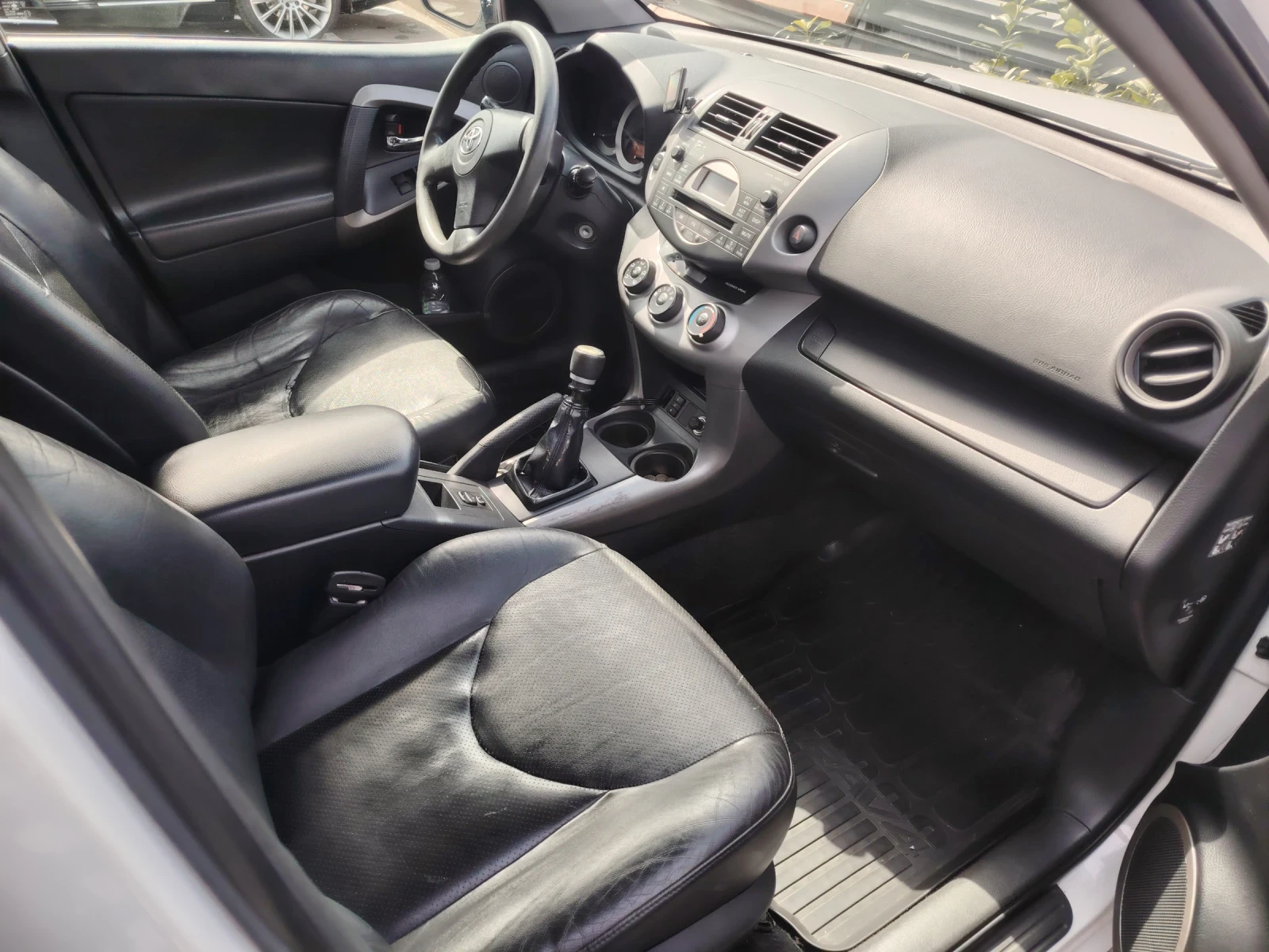 Toyota Rav4, снимка 13 - Автомобили и джипове - 54562488