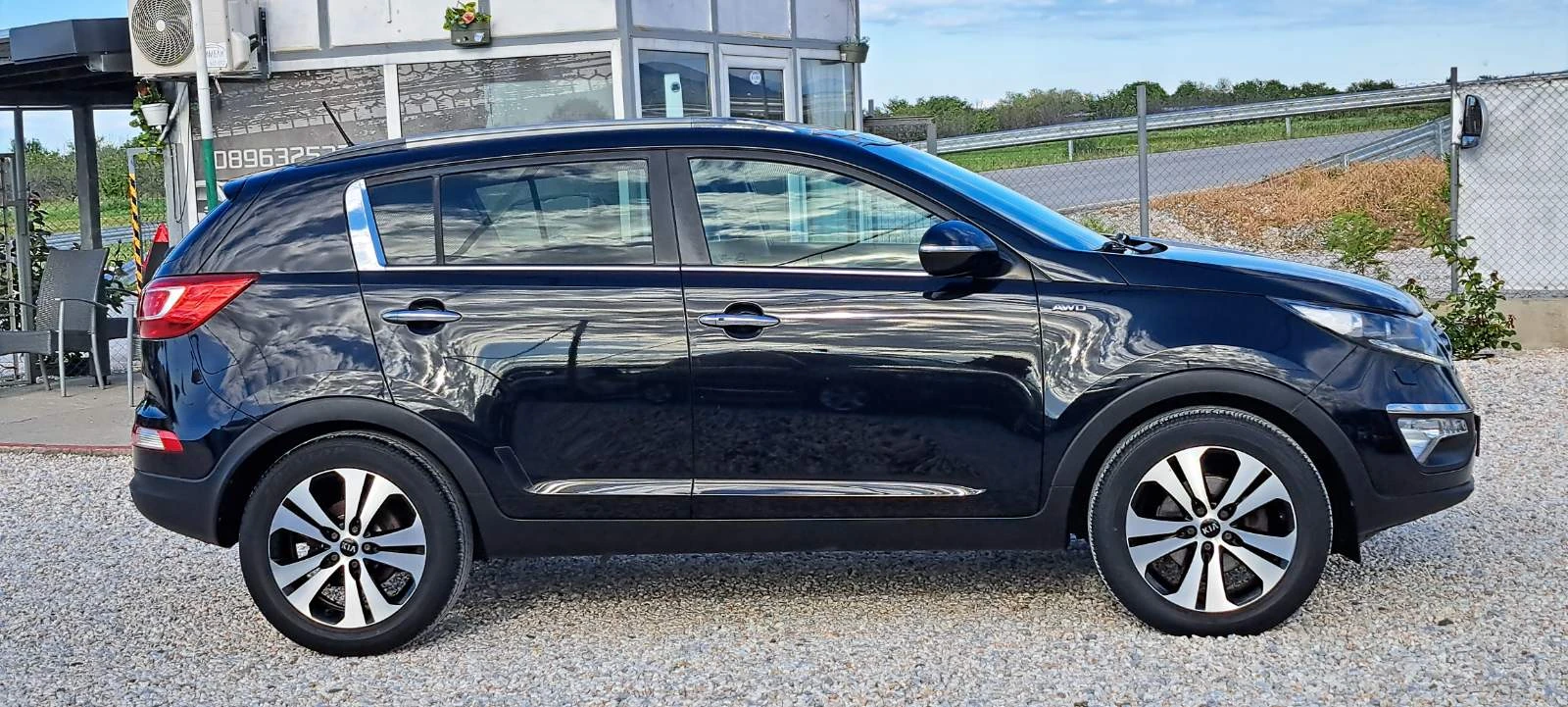 Kia Sportage 2.0 163kc Avtomatik 4x4 Panorama Navi Podgrev, снимка 8 - Автомобили и джипове - 54597766