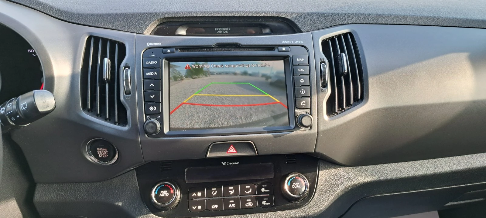 Kia Sportage 2.0 163kc Avtomatik 4x4 Panorama Navi Podgrev, снимка 14 - Автомобили и джипове - 54597766