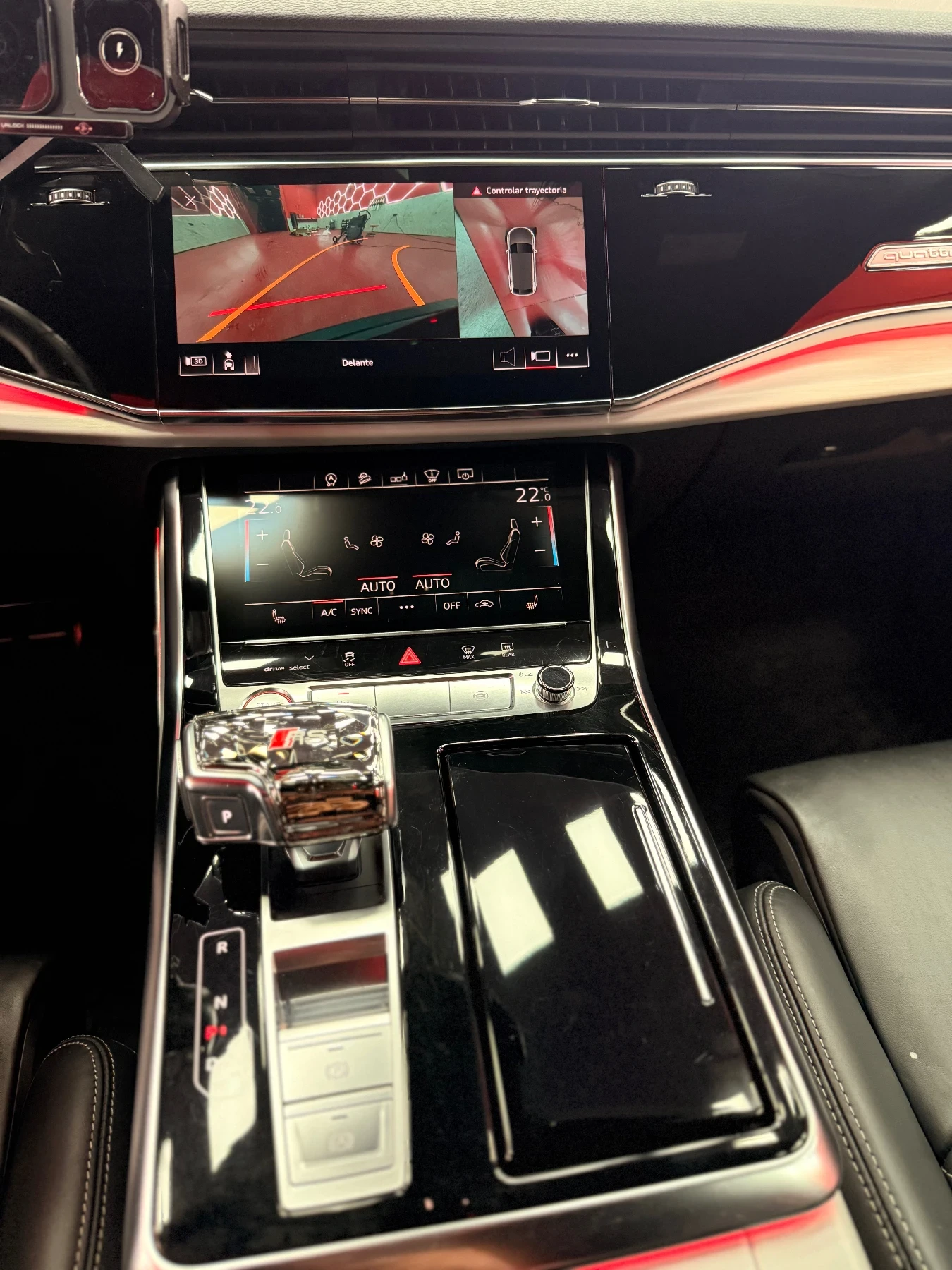 Audi SQ8, снимка 6 - Автомобили и джипове - 55369937