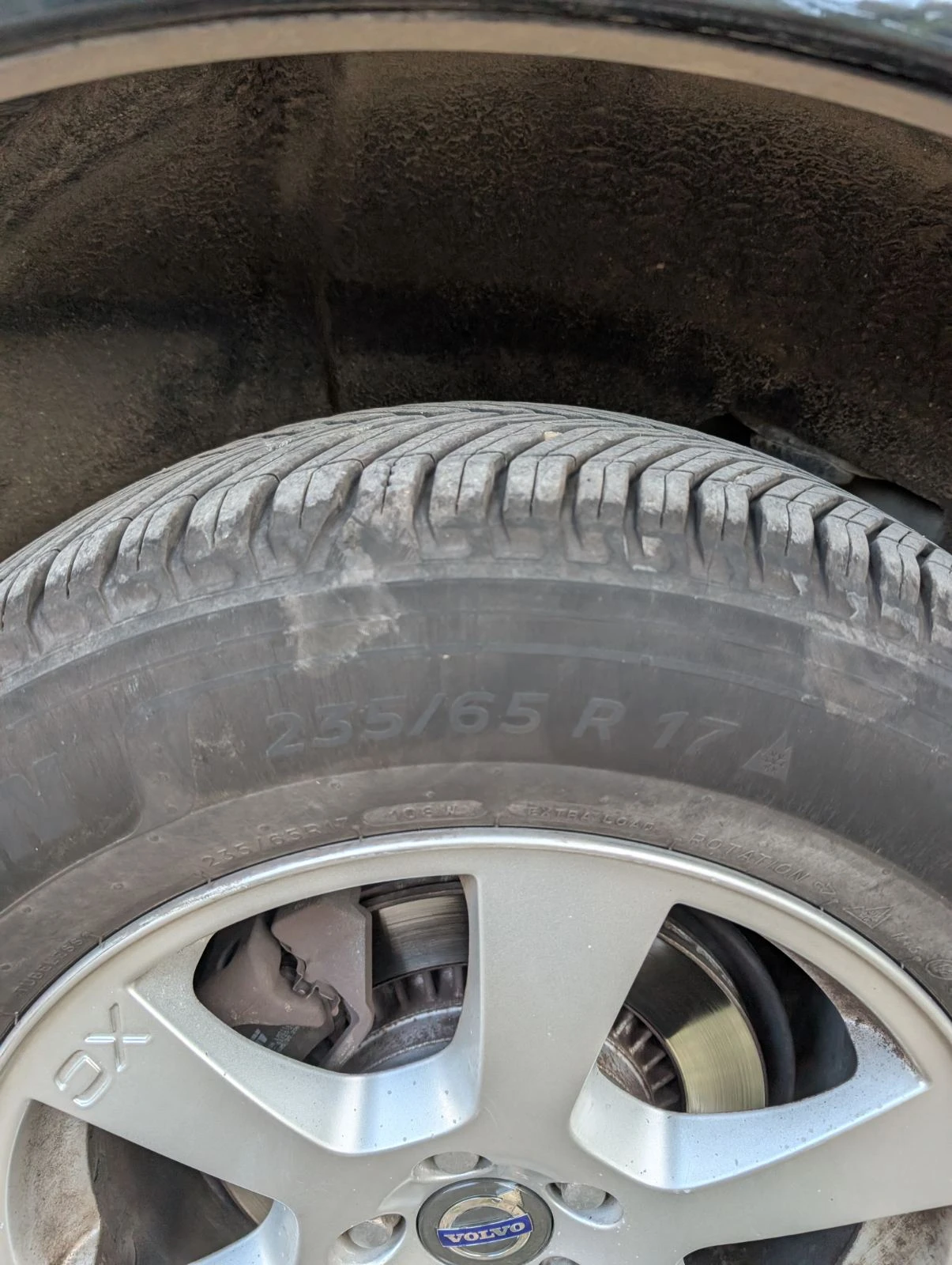 Volvo XC60 D4, снимка 13 - Автомобили и джипове - 56378320
