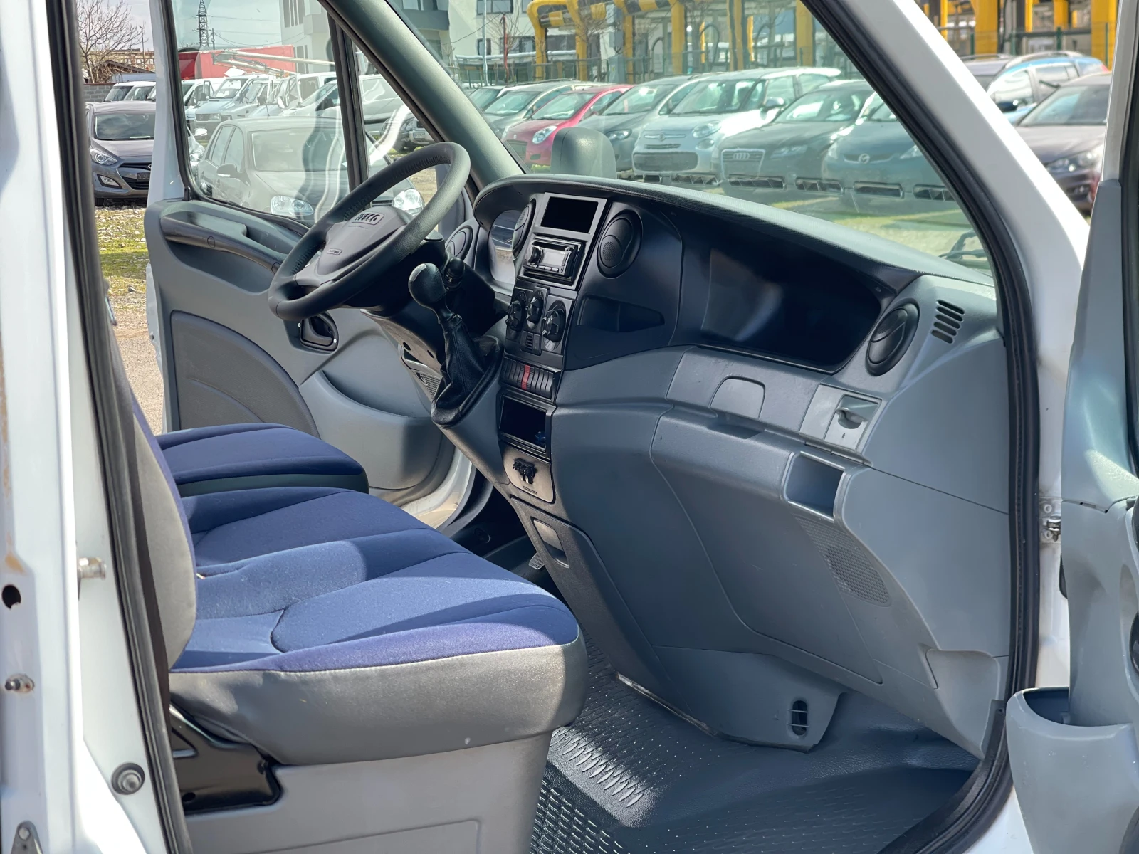 Iveco Daily 2.3M-JET , снимка 9 - Бусове и автобуси - 54075733