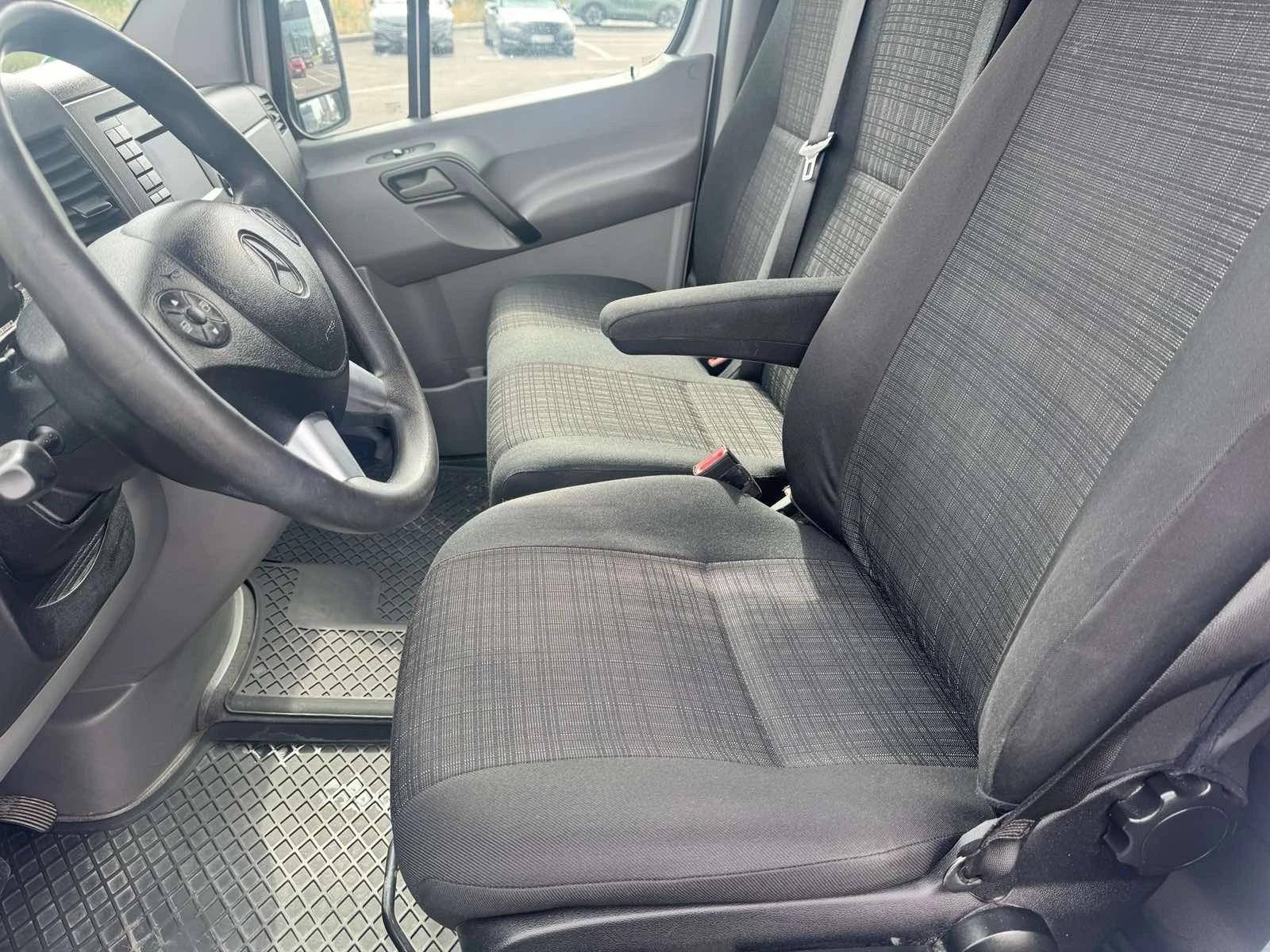 Mercedes-Benz 316, снимка 12 - Бусове и автобуси - 56116560