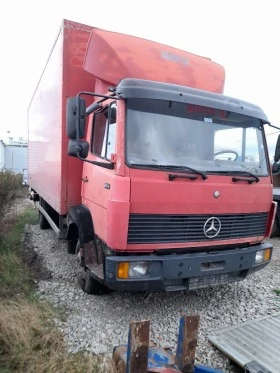     Mercedes-Benz 814