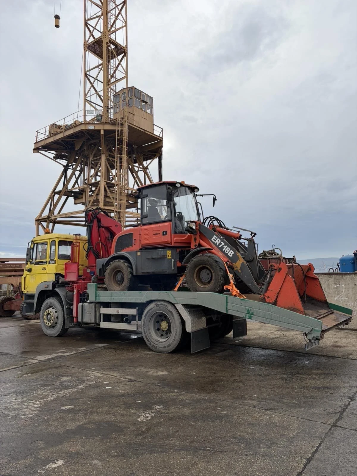 Daf 1900 Платформа с кран - изображение 2