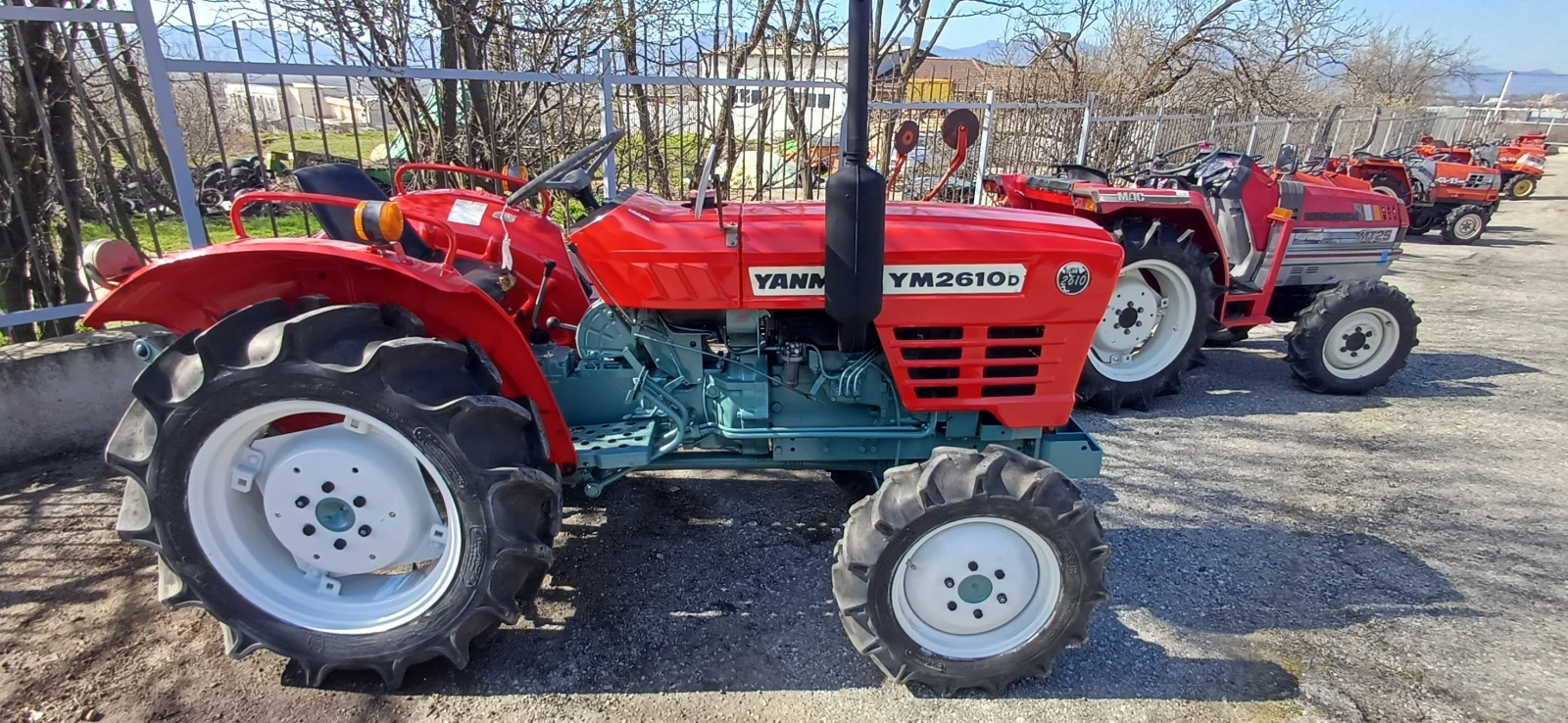 Трактор Yanmar YM2610D