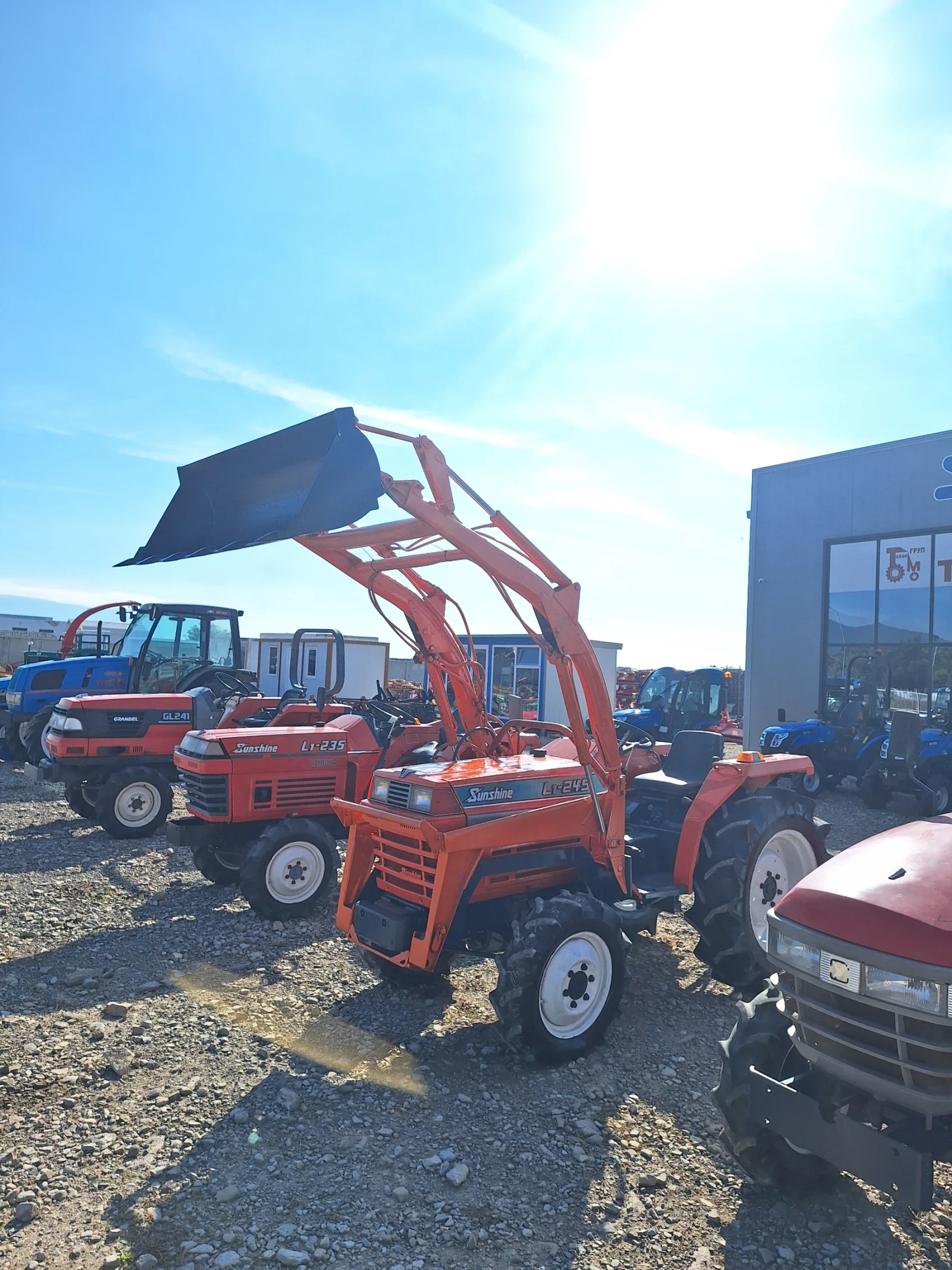 Трактор Kubota Саки агро Сливен , снимка 4 - Селскостопанска техника - 54707434