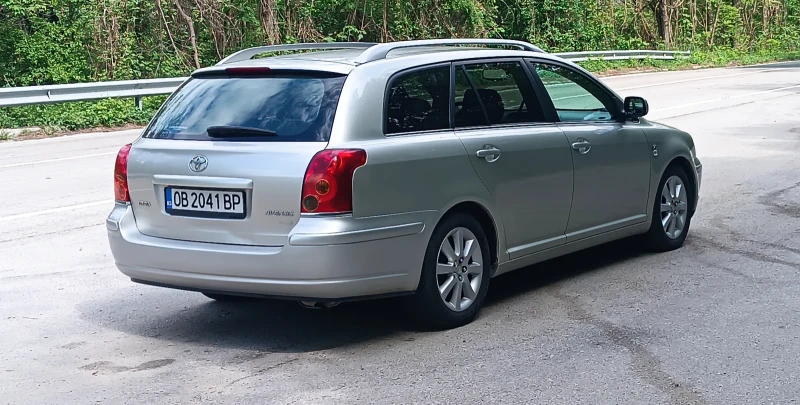 Toyota Avensis 2.0 D4D, снимка 5 - Автомобили и джипове - 47297961