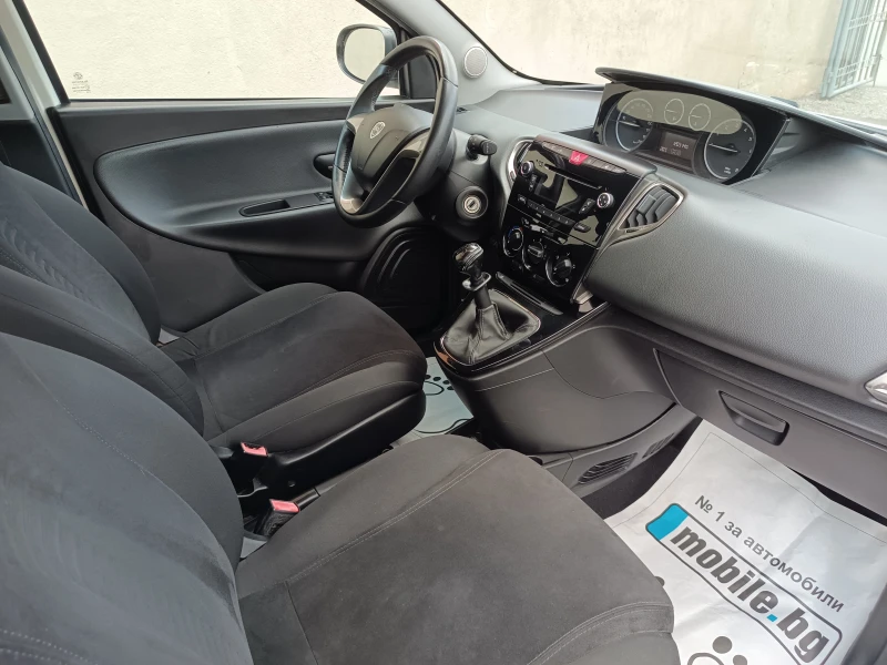 Lancia Ypsilon 1.2i-газ /EURO 6B, снимка 10 - Автомобили и джипове - 47560263