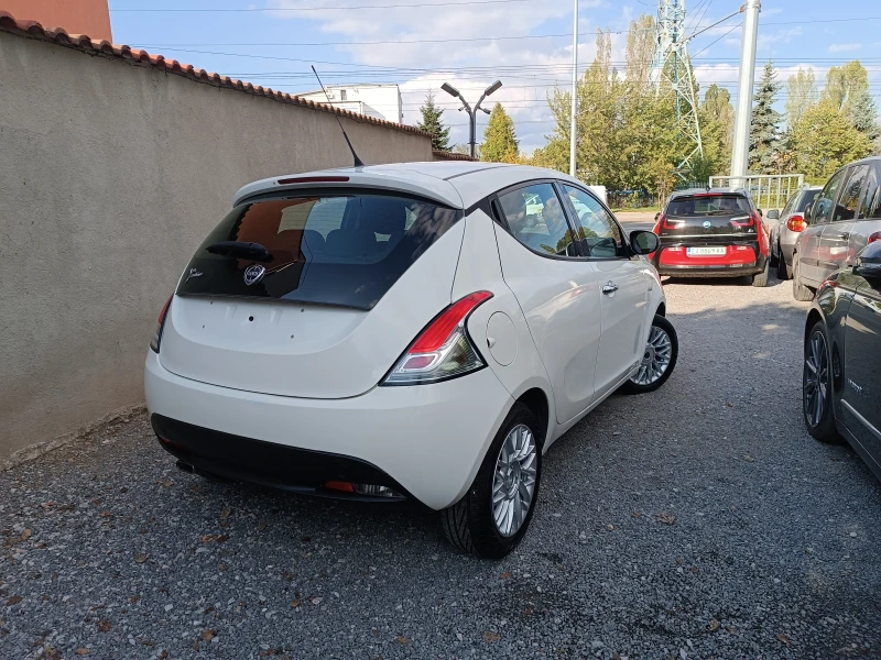 Lancia Ypsilon 1.2i-газ /EURO 6B, снимка 4 - Автомобили и джипове - 47747109