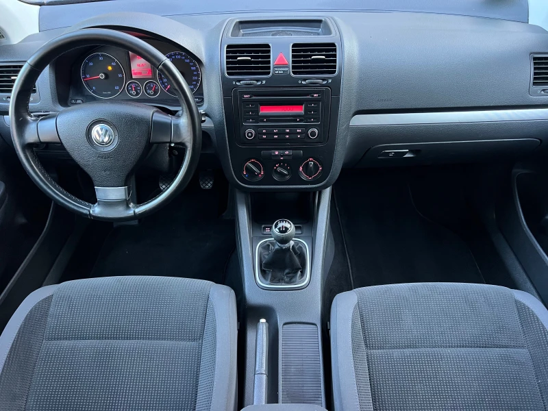 VW Golf 1.9TDI KLIMATIK/105кс/UNIKAT, снимка 15 - Автомобили и джипове - 48132657