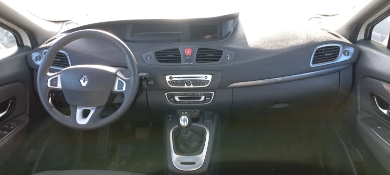 Renault Grand scenic 1.6 dci, снимка 6 - Автомобили и джипове - 48926972