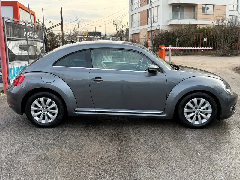 VW Beetle 2.0TDI Desing/DSG/Автопилот/Кожа/Подгрев/LED/Xenon, снимка 5 - Автомобили и джипове - 48885493