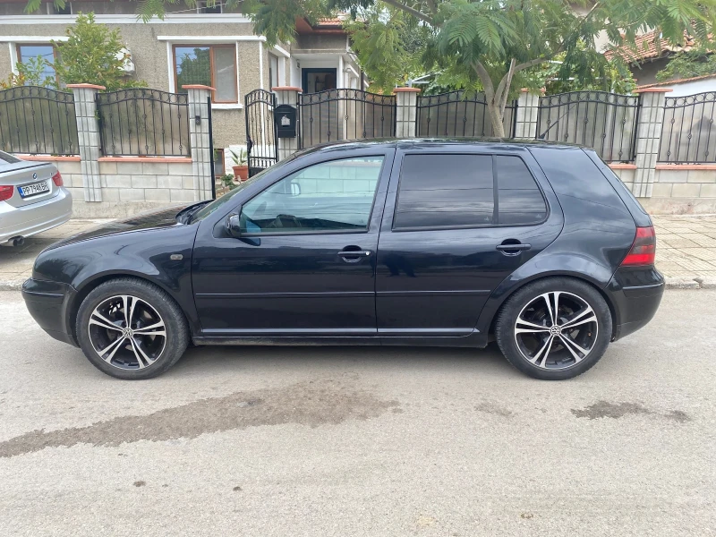 VW Golf, снимка 3 - Автомобили и джипове - 49152725