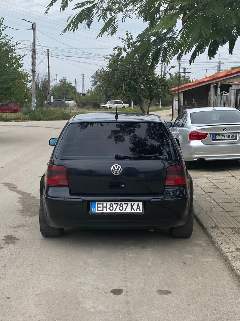 VW Golf, снимка 4 - Автомобили и джипове - 49152725