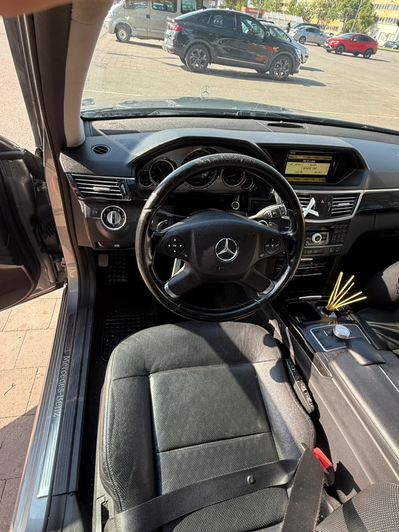 Mercedes-Benz E 350, снимка 4 - Автомобили и джипове - 52324329