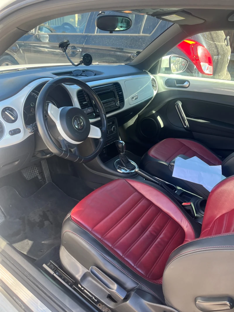 VW New beetle DSG, снимка 4 - Автомобили и джипове - 52570057