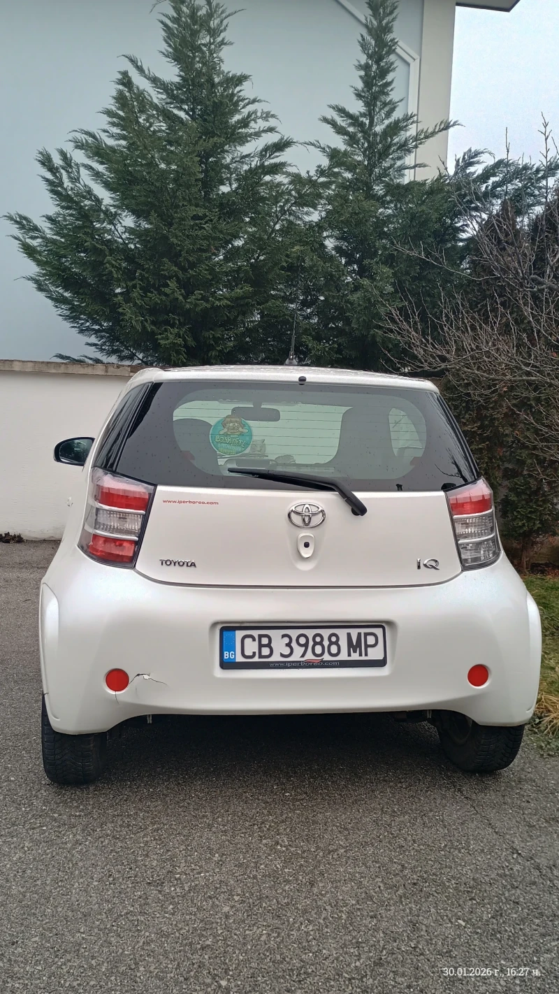 Toyota IQ, снимка 2 - Автомобили и джипове - 53287990