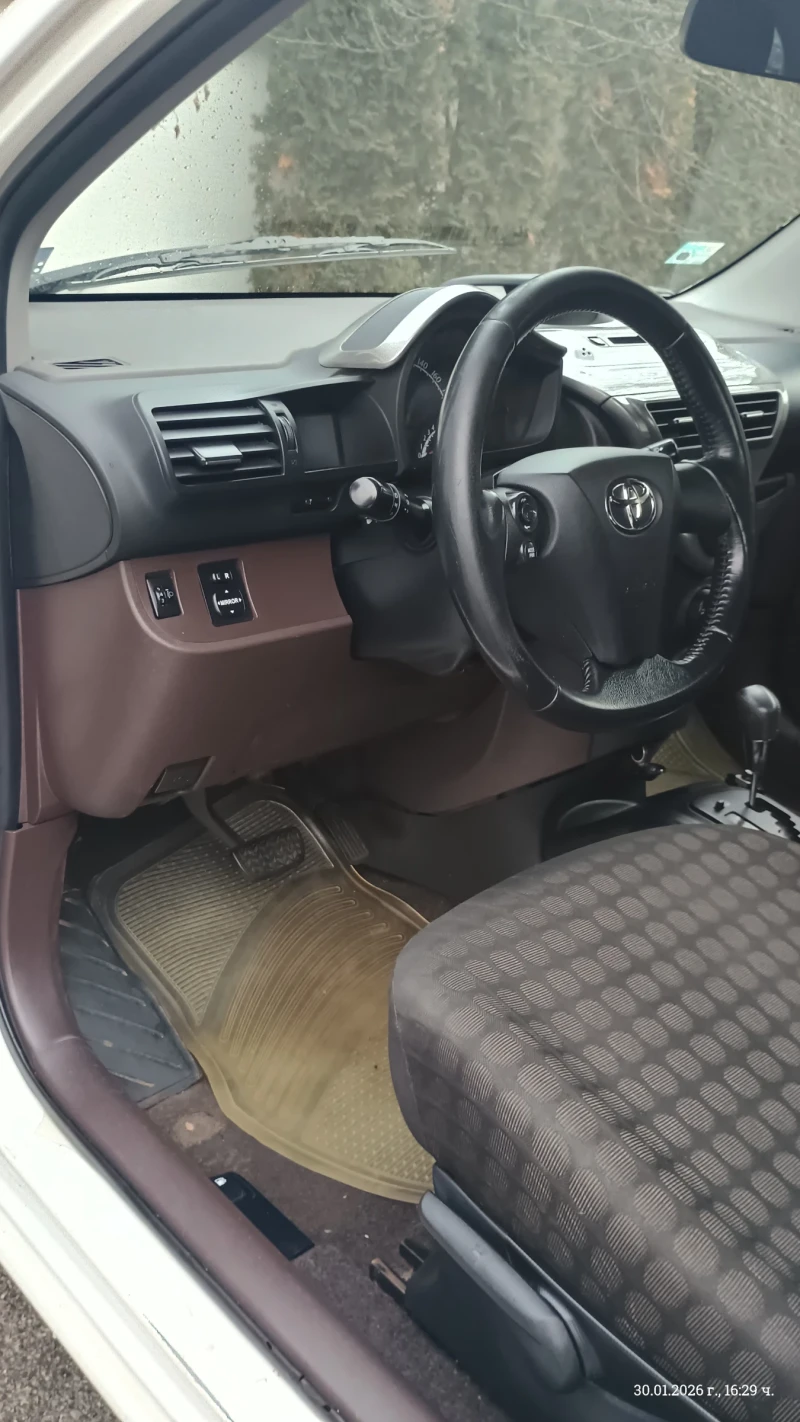 Toyota IQ, снимка 8 - Автомобили и джипове - 53287990