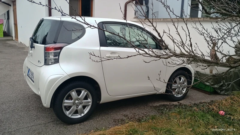 Toyota IQ, снимка 3 - Автомобили и джипове - 53287990