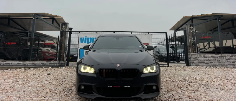 BMW 535 M-PERFORMANCE/3xTW/FACELIFT/HEAD-UP/PANORAMA/FULL, снимка 2 - Автомобили и джипове - 53513258