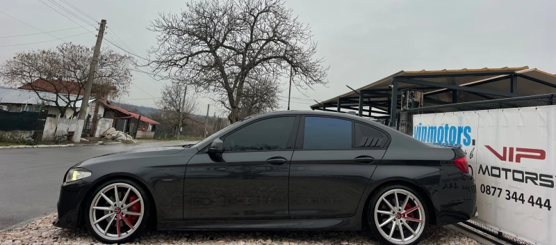 BMW 535 M-PERFORMANCE/3xTW/FACELIFT/HEAD-UP/PANORAMA/FULL, снимка 3 - Автомобили и джипове - 53513258