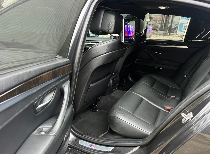 BMW 535 M-PERFORMANCE/3xTW/FACELIFT/HEAD-UP/PANORAMA/FULL, снимка 17 - Автомобили и джипове - 53513258