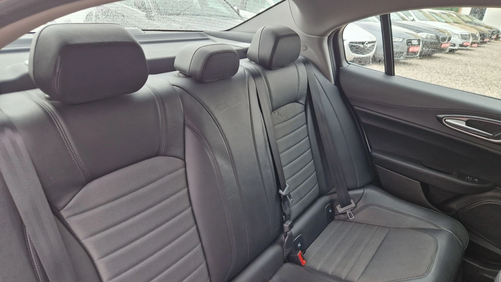 Alfa Romeo Giulia 2.2GTD-150кс. | Mobile.bg — изображение 12
