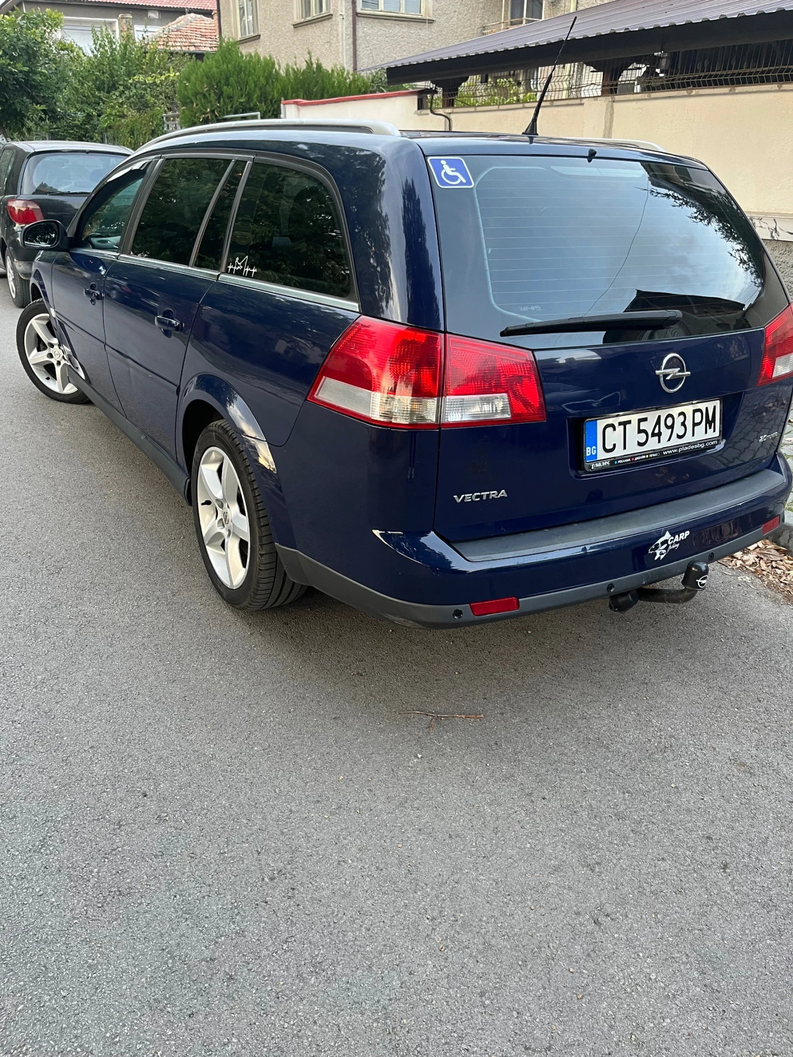 Opel Vectra 2.0t - изображение 2