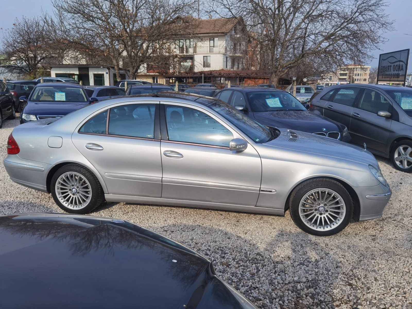 Mercedes-Benz E 320 Avangarde - изображение 4