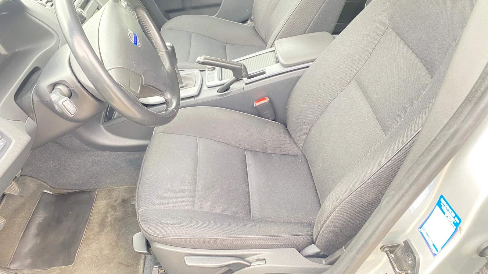 Volvo V50  - изображение 8
