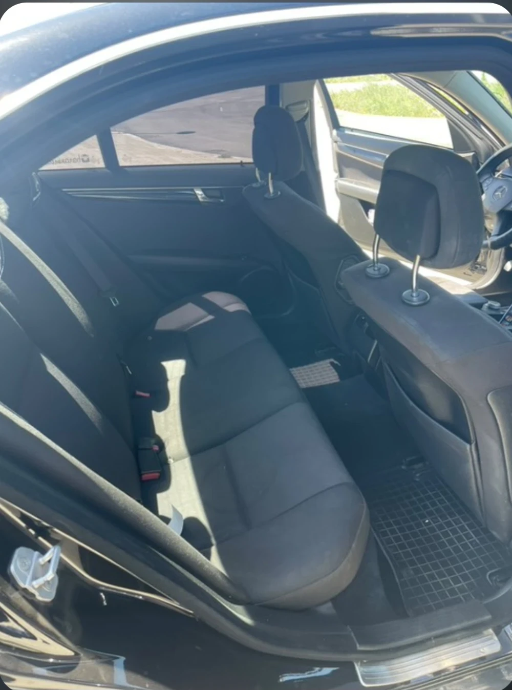 Mercedes-Benz C 220  - изображение 10