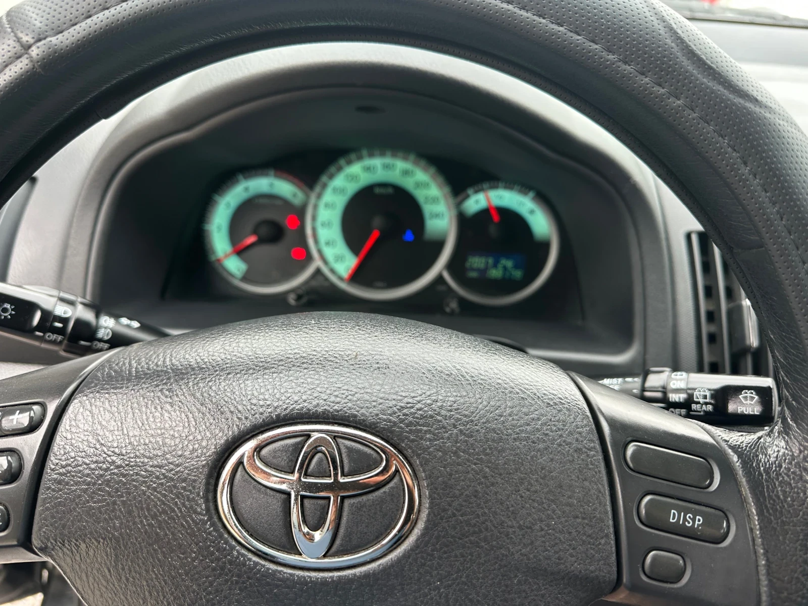 Toyota Corolla verso D4D-2.0-136 k.c.-6 скорости - изображение 10