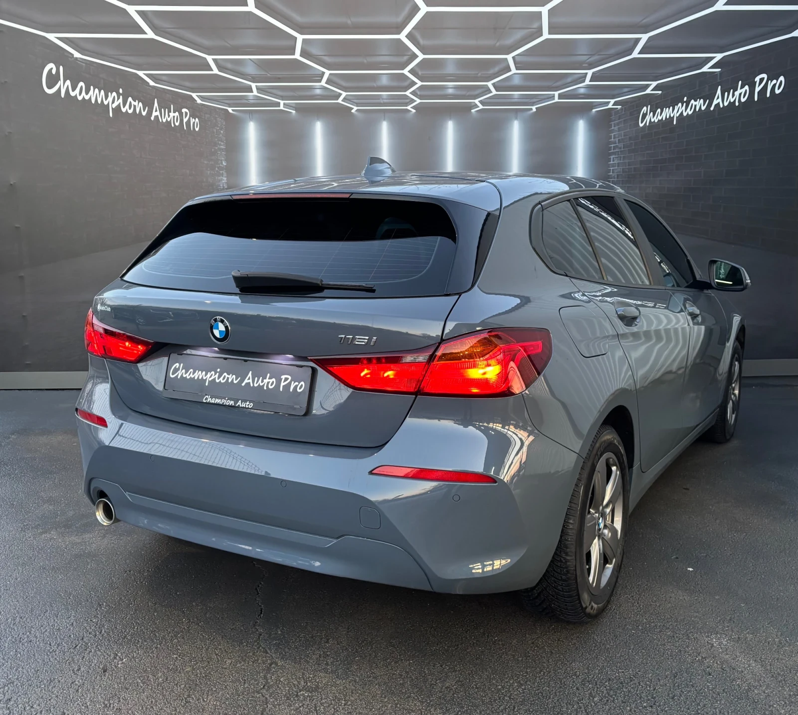 BMW 116 M-Packet - изображение 6