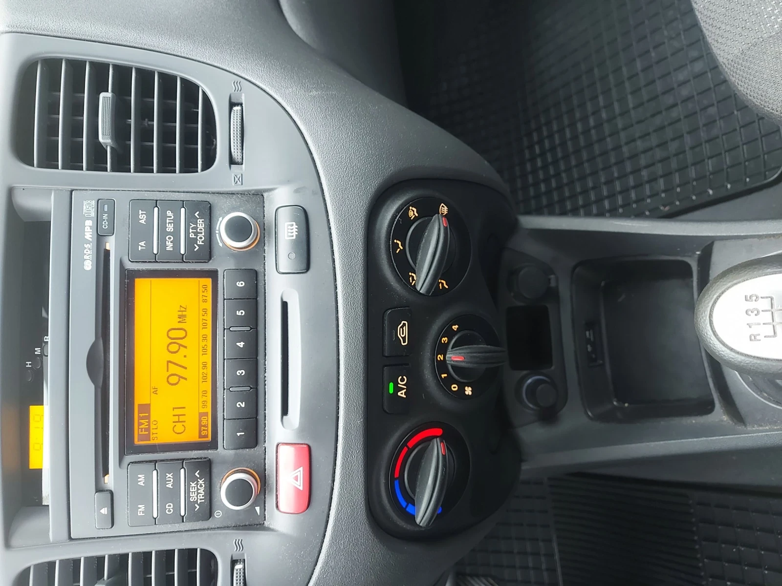 Kia Rio 1.4/Navigator  | Mobile.bg � ����������� 8