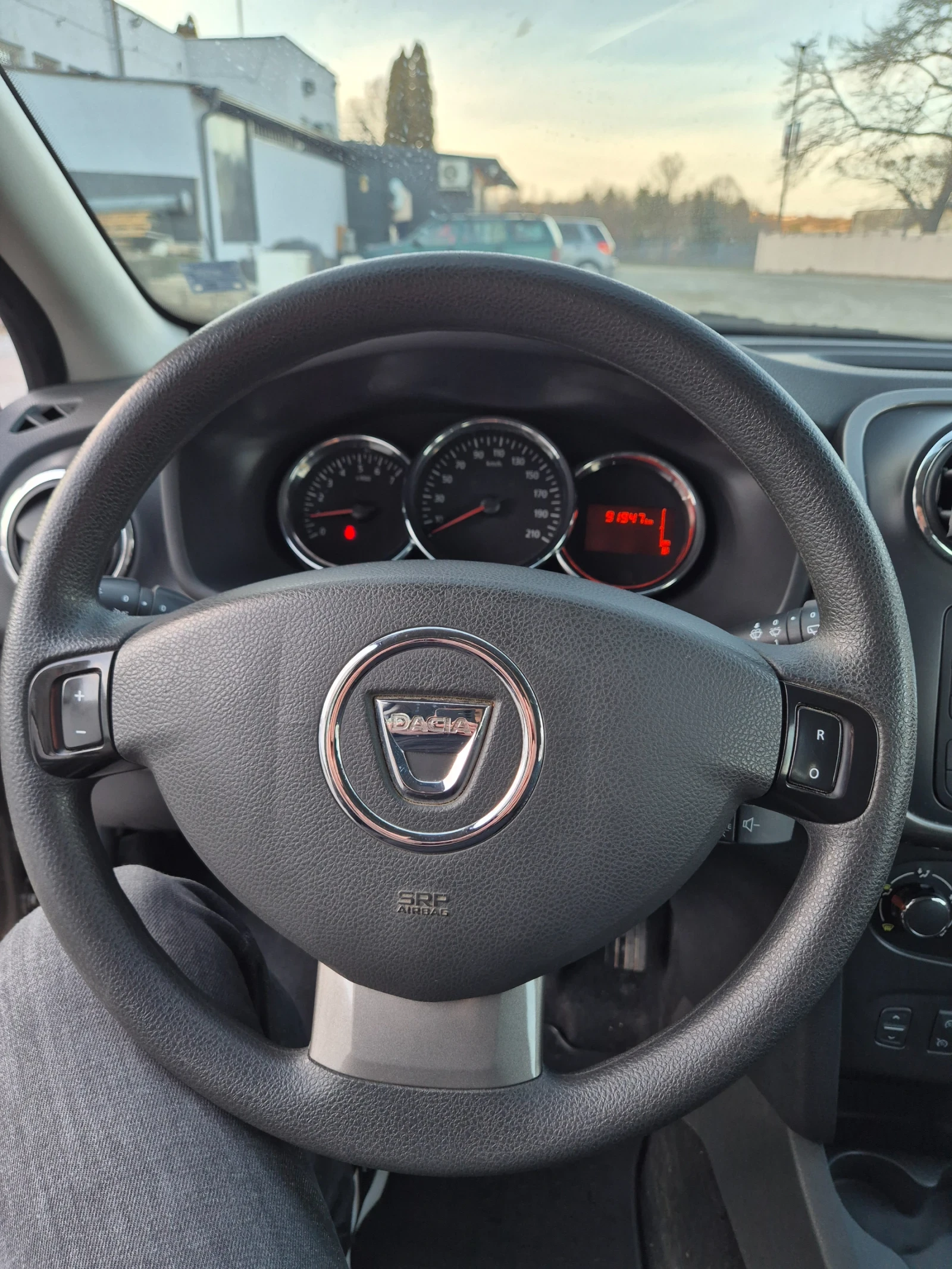 Dacia Sandero 1, 5 DCI - изображение 10