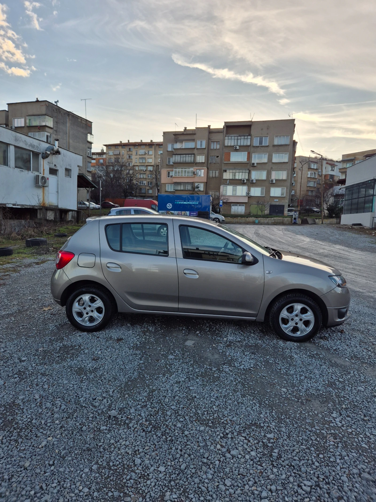 Dacia Sandero 1, 5 DCI - изображение 3