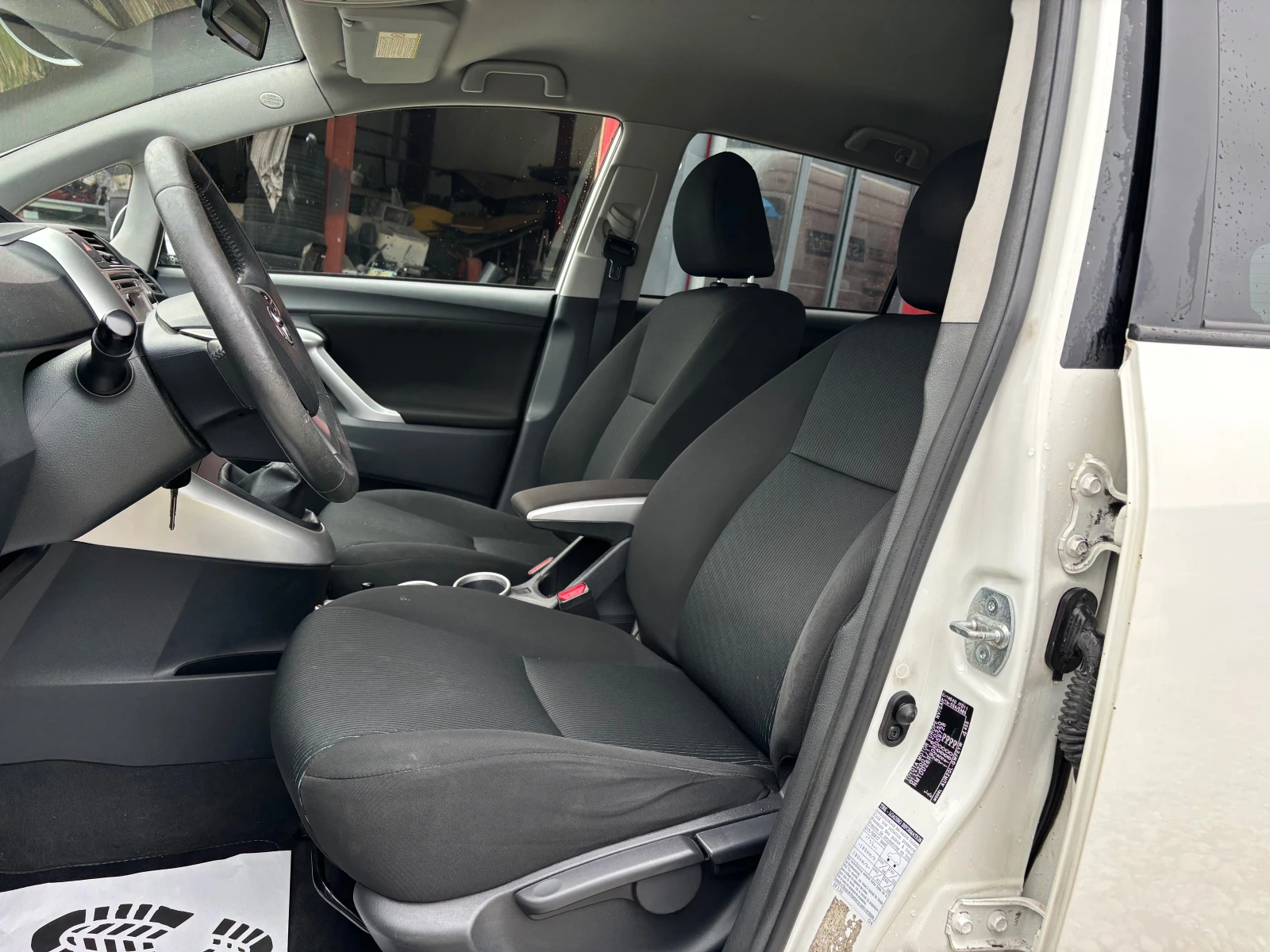 Toyota Verso D4D НАВИ ПАРКТРОНИК - изображение 7