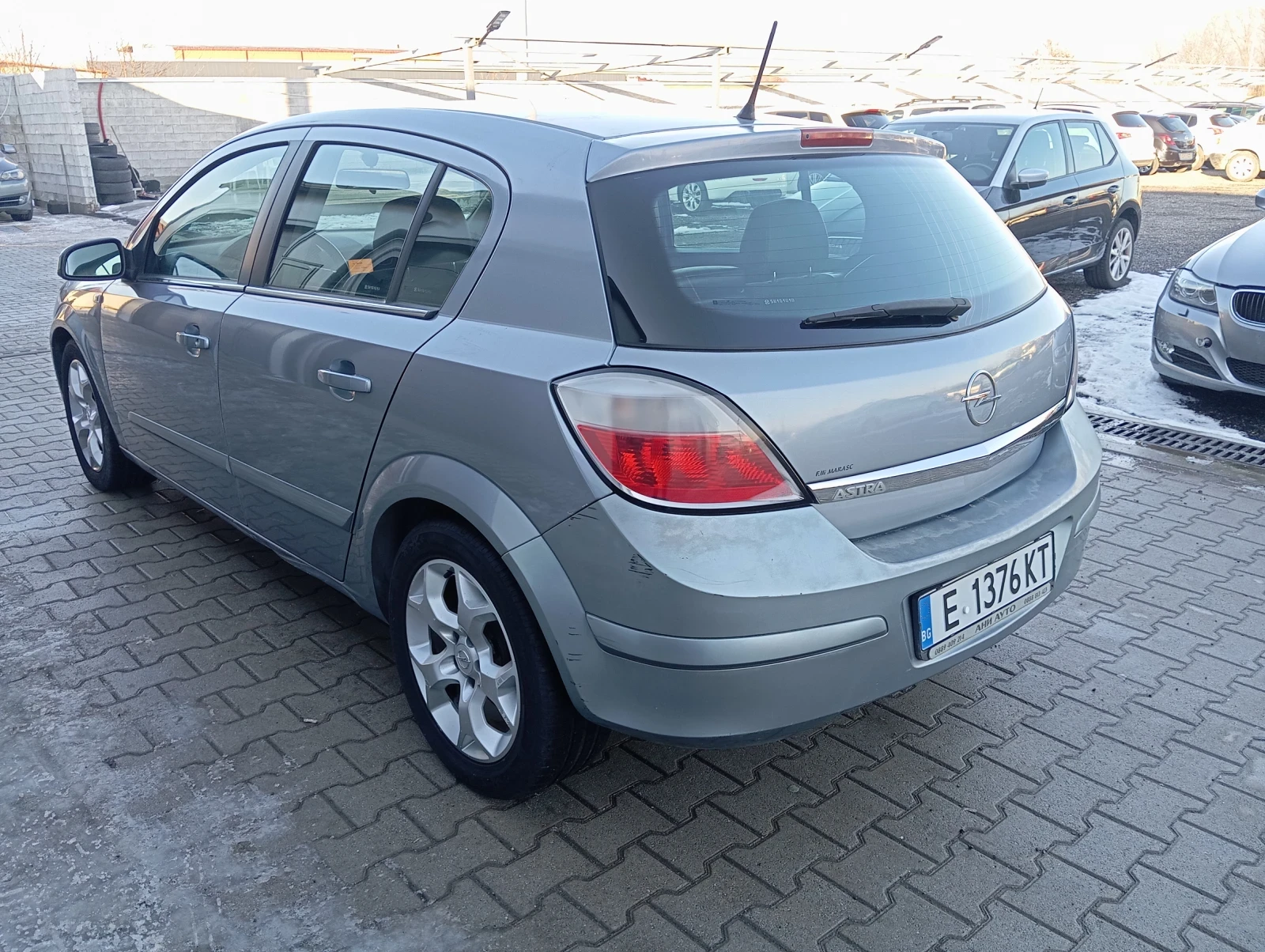 Opel Astra 1.4i - изображение 4