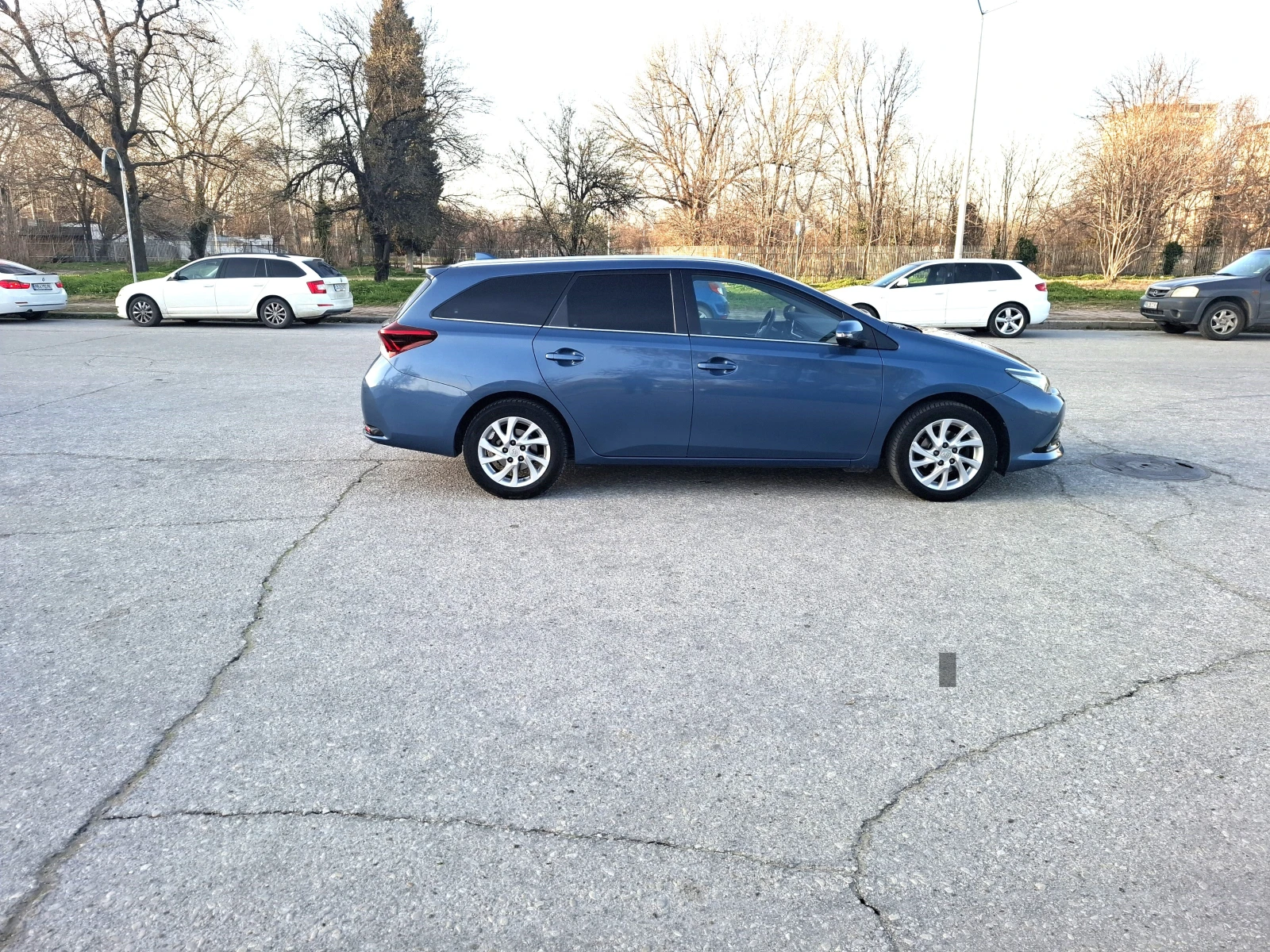 Toyota Auris 1.6  в ГАРАНЦИЯ, снимка 5 - Автомобили и джипове - 53855274