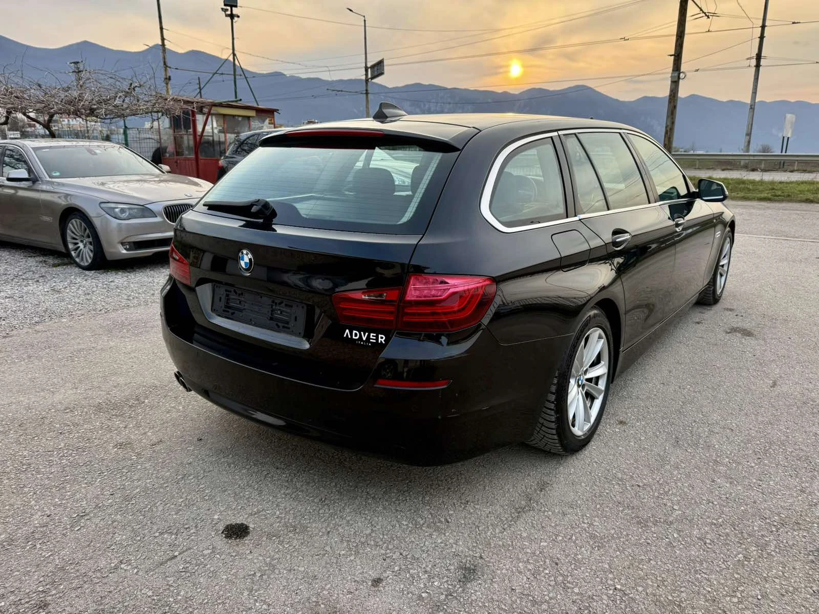 BMW 520 2.0D FaceLift Italia, снимка 6 - Автомобили и джипове - 53884842
