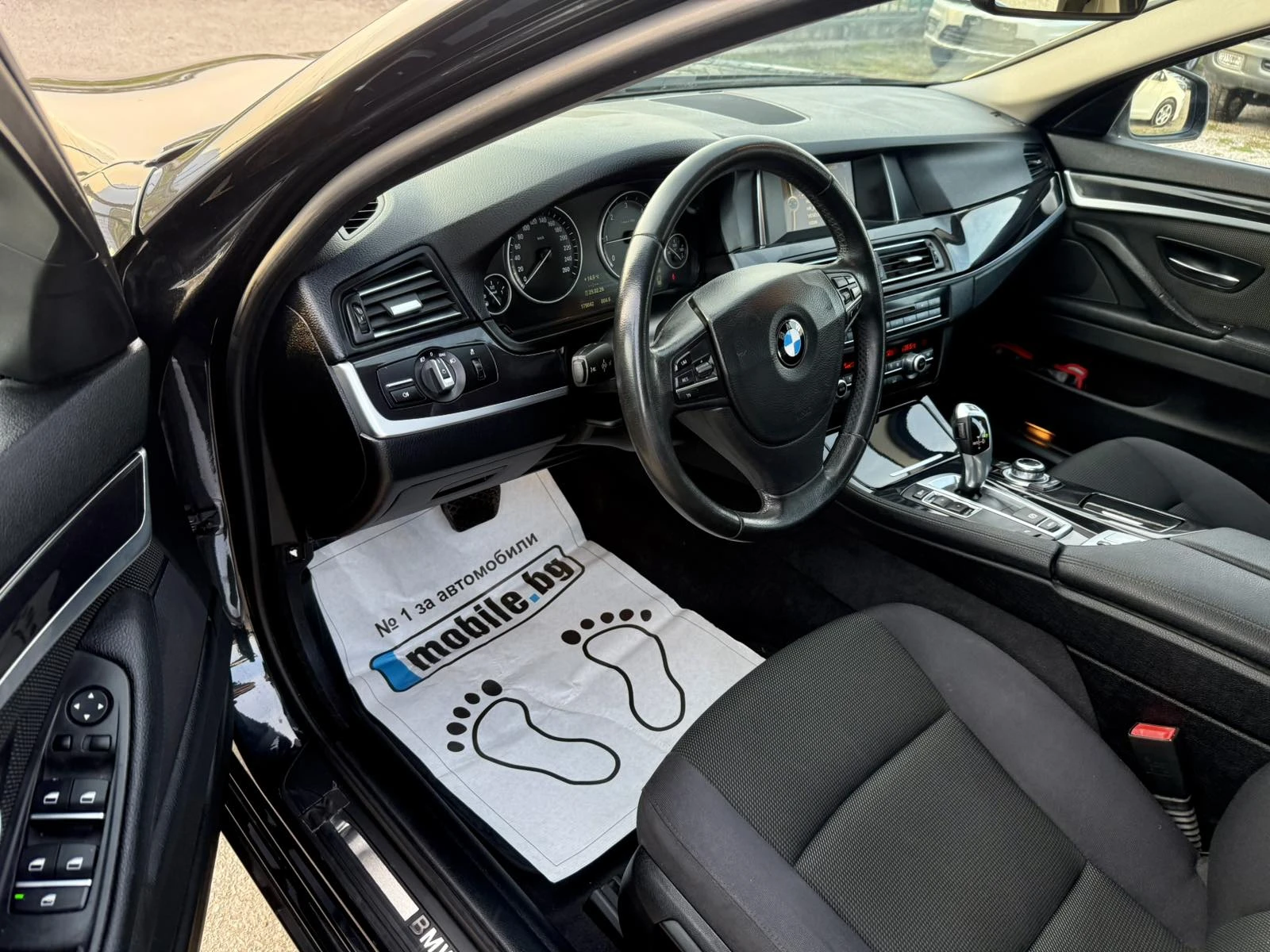 BMW 520 2.0D FaceLift Italia, снимка 12 - Автомобили и джипове - 53884842