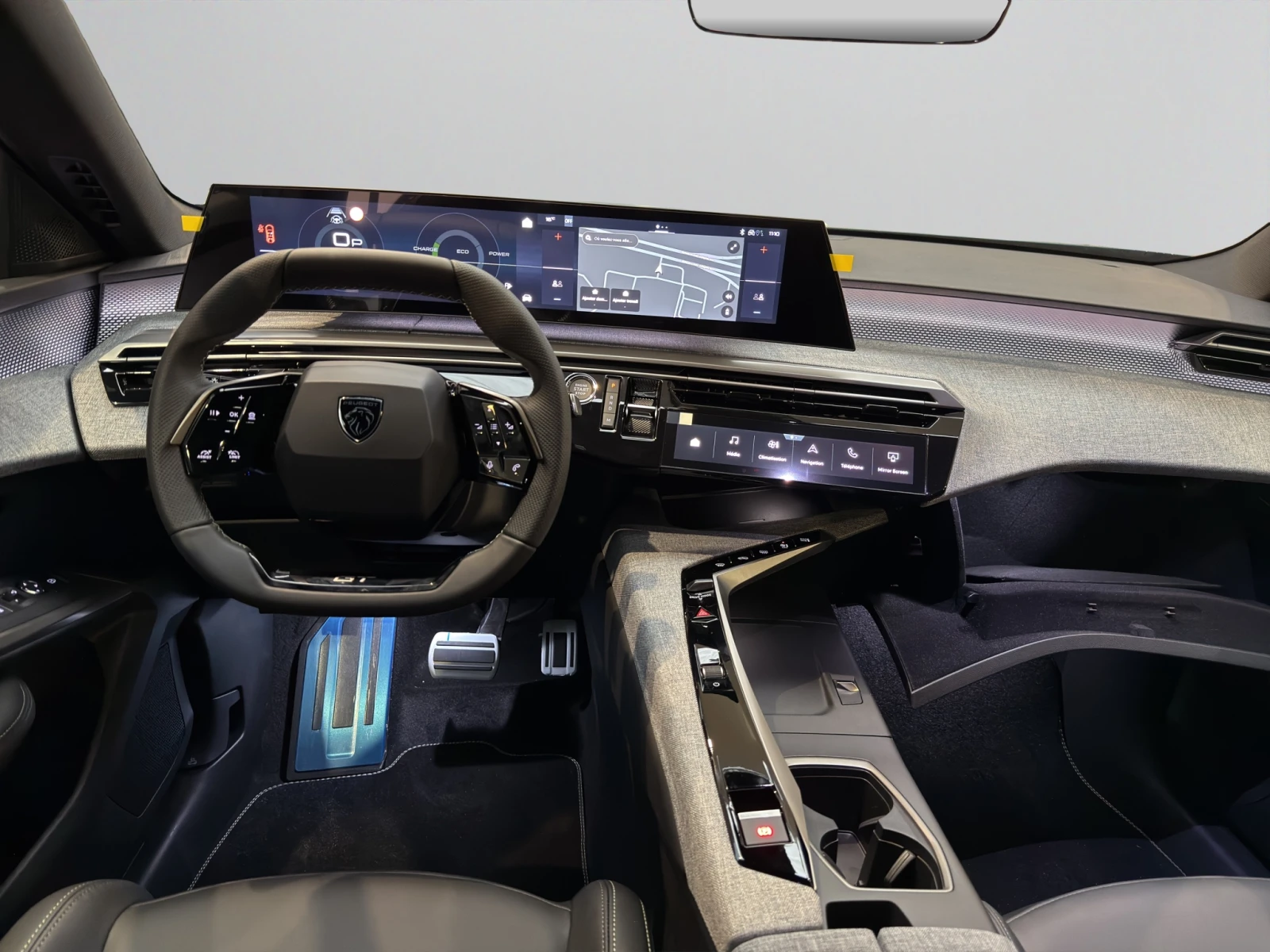 Peugeot 5008 GT 1.2 PureTech 145 HYBRID Гаранция до 11.2029 г., снимка 9 - Автомобили и джипове - 54137327