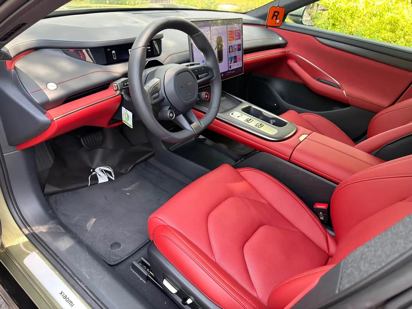 Xiaomi SU7 Rear-wheel drive Long-Range autogeorge.com | Mobile.bg � ����������� 13