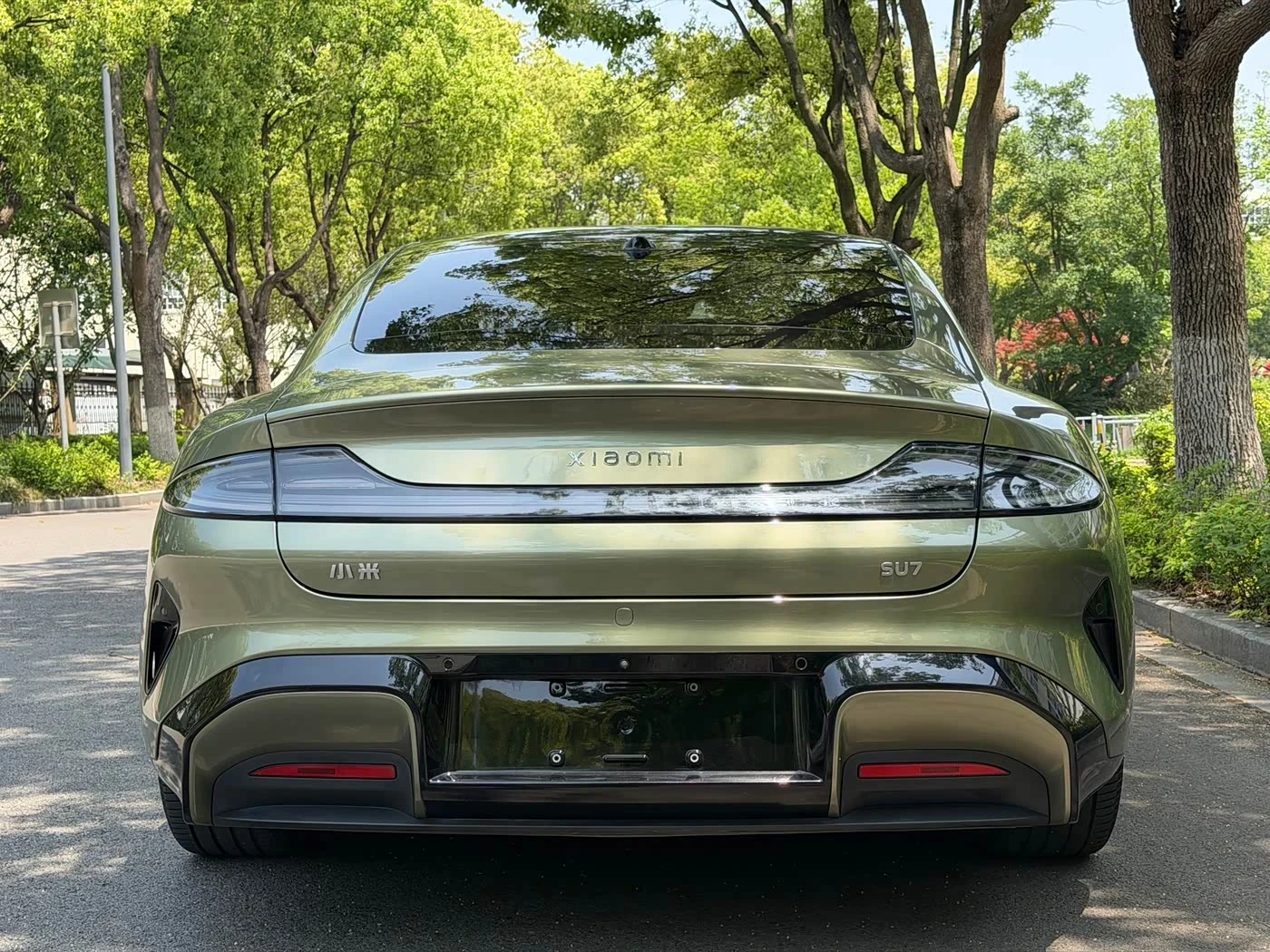 Xiaomi SU7 Rear-wheel drive Long-Range autogeorge.com | Mobile.bg � ����������� 6