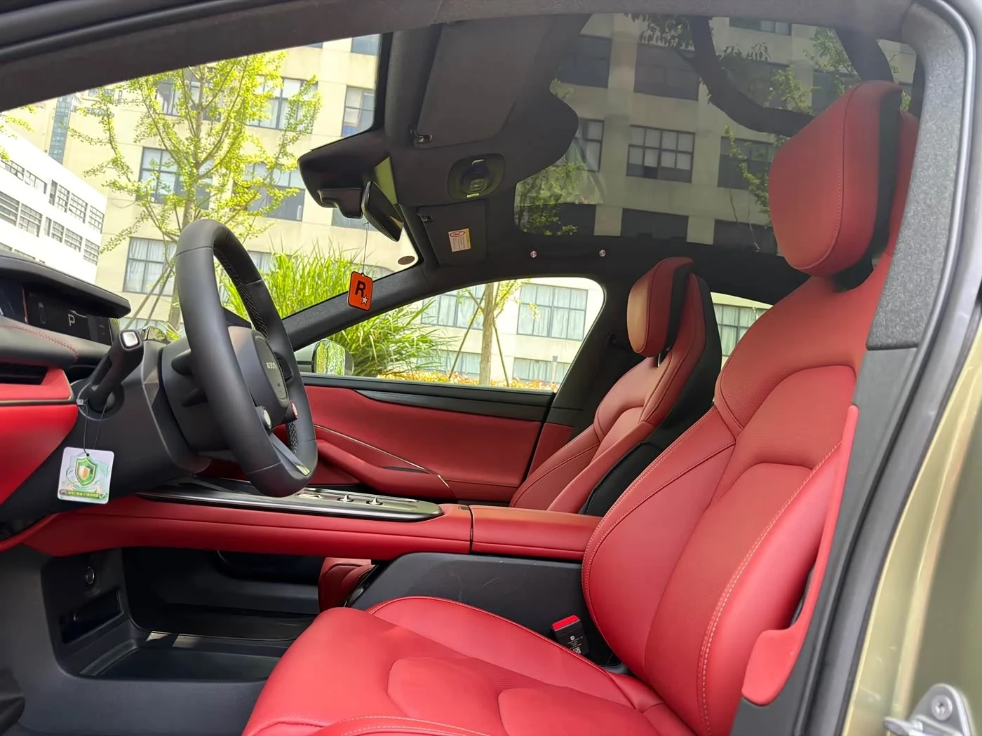 Xiaomi SU7 Rear-wheel drive Long-Range autogeorge.com | Mobile.bg � ����������� 17