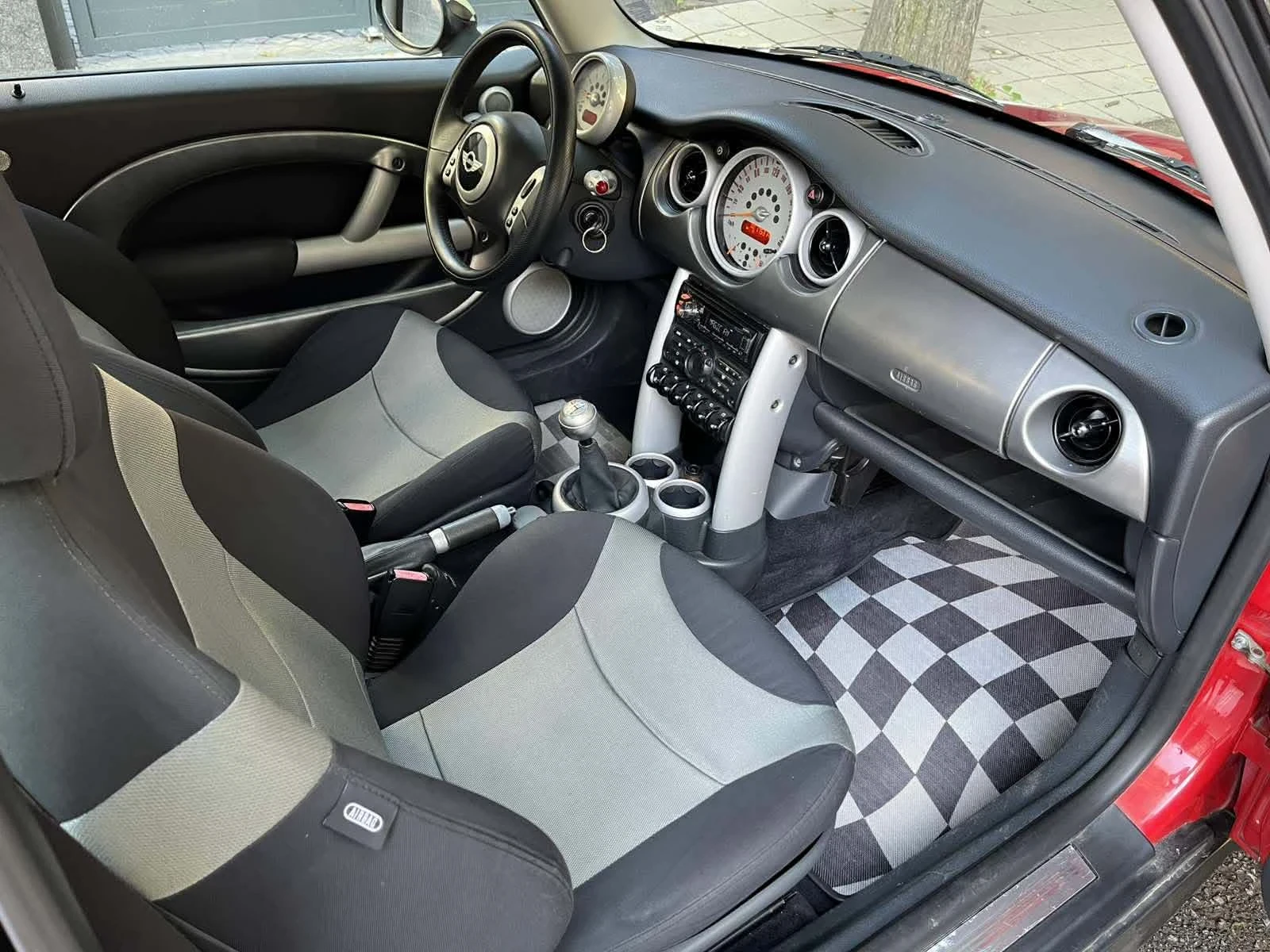 Mini Cooper s, снимка 9 - Автомобили и джипове - 54764630