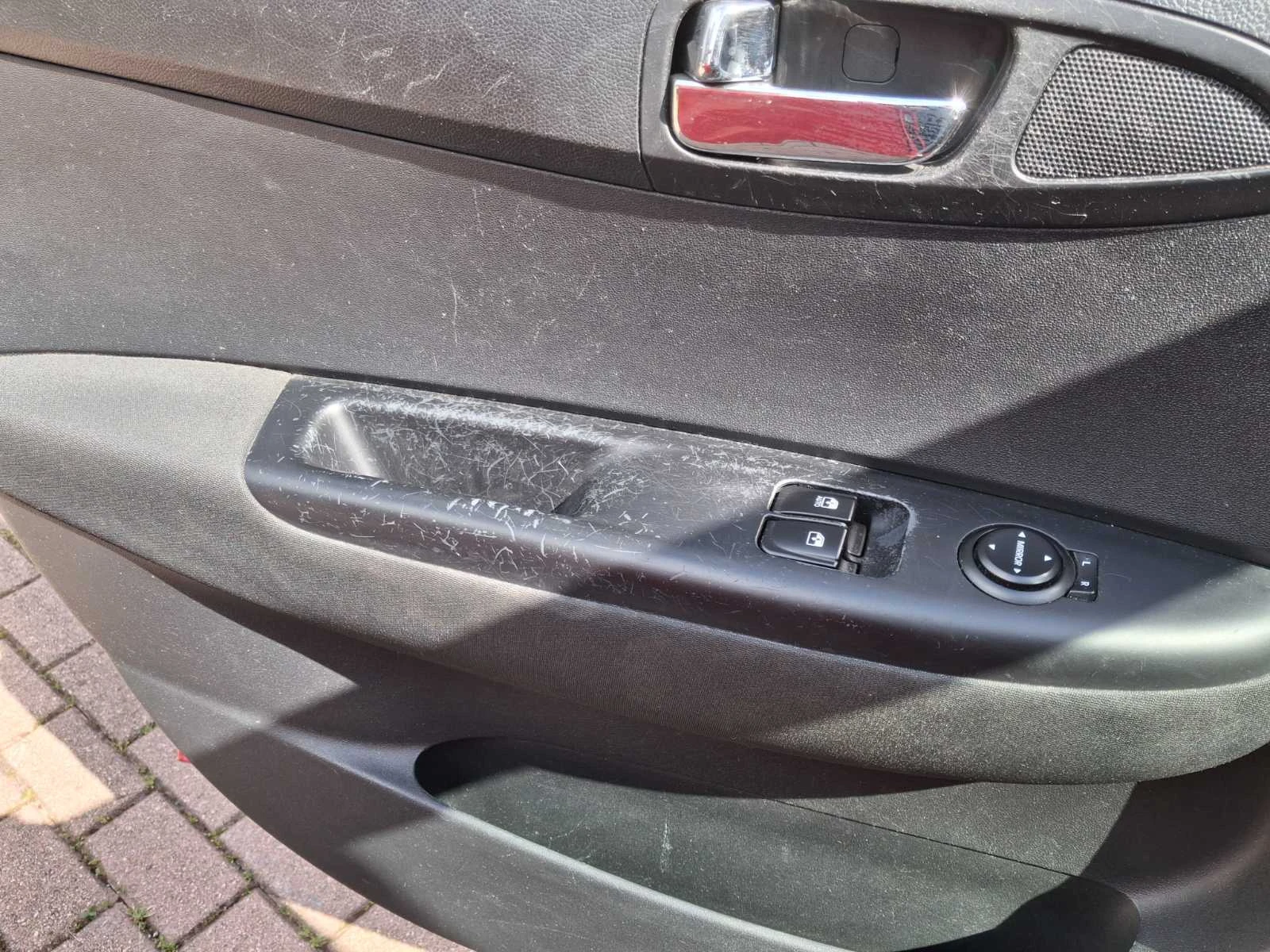 Hyundai I20, снимка 9 - Автомобили и джипове - 54740447