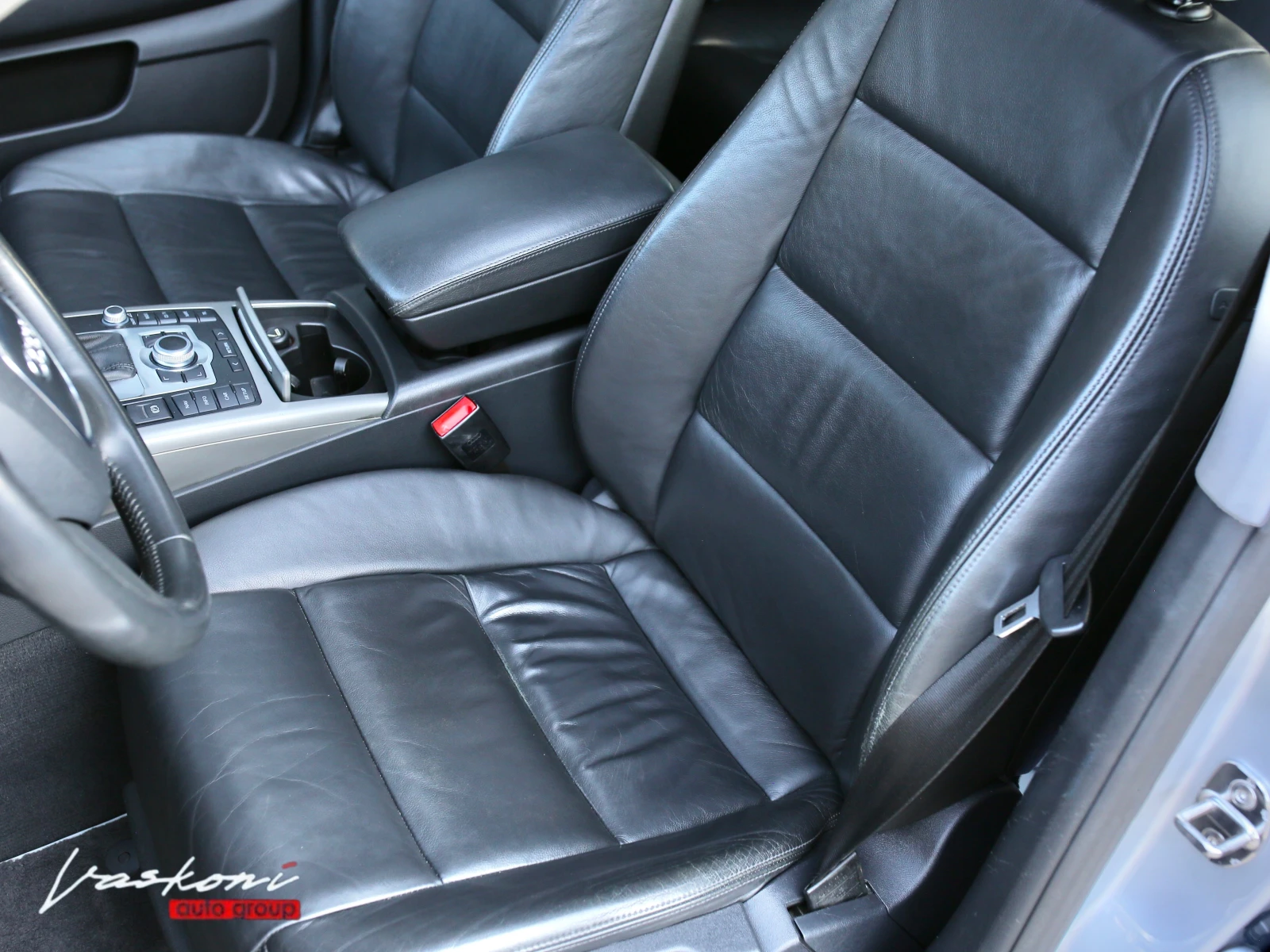 Audi A6 3.0 TDI/233hp/QUATTRO/BOSE/Bi-Xenon/FULL, снимка 11 - Автомобили и джипове - 55167349