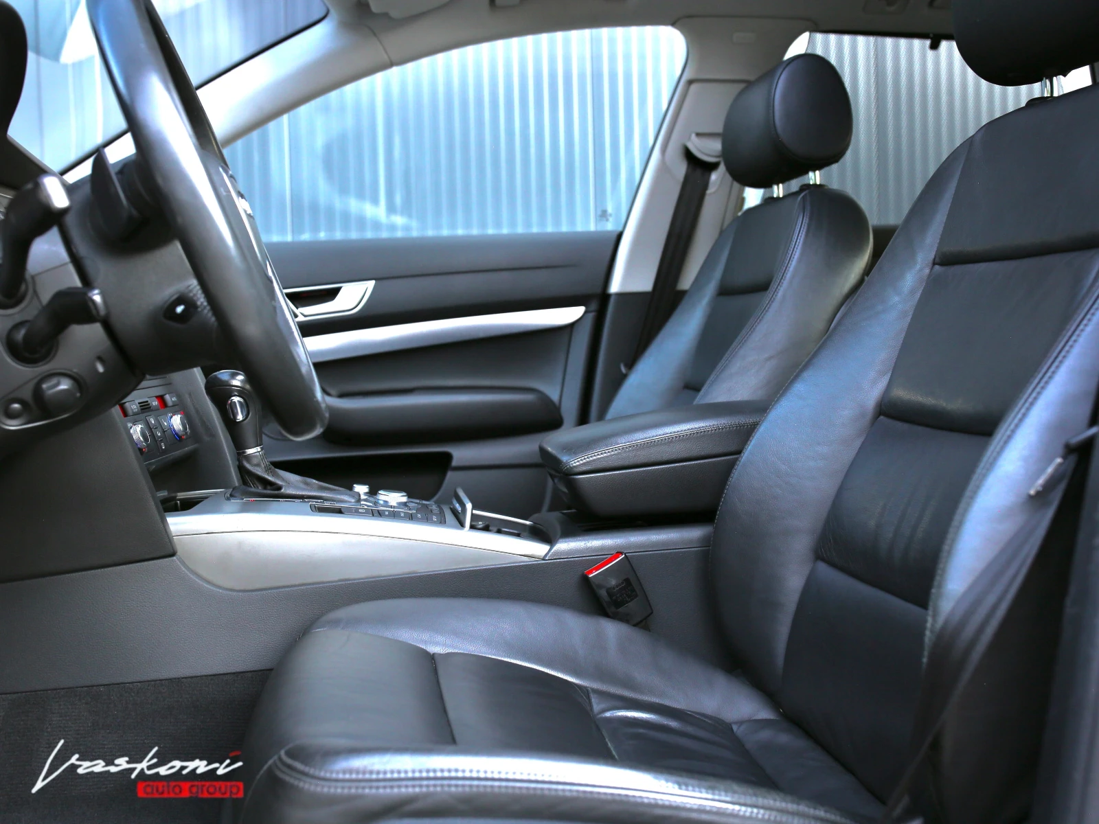 Audi A6 3.0 TDI/233hp/QUATTRO/BOSE/Bi-Xenon/FULL, снимка 10 - Автомобили и джипове - 55167349